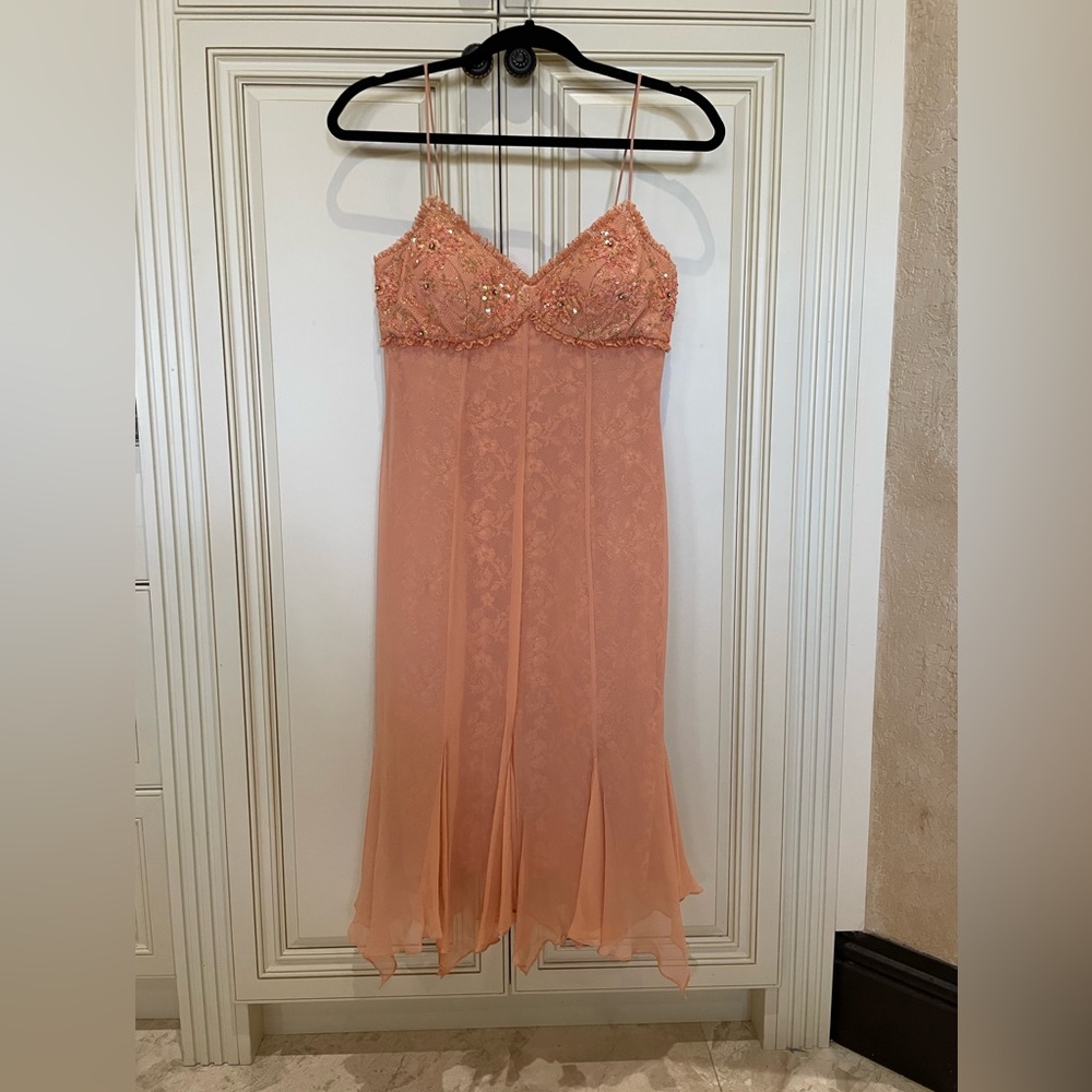 Beautiful dress. Size 4. Wore once